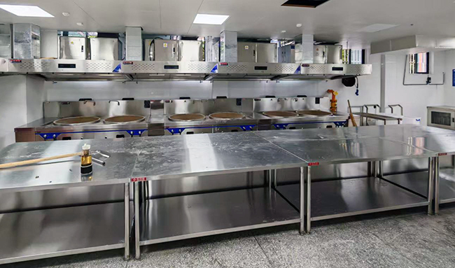 食堂好色先生免费在线观看设备